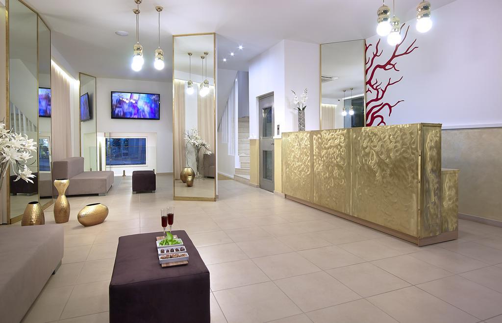 Coral Hotel Ierapetra  Exterior photo